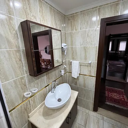 Sirince Citak Konaklari - Oezel Girisli *