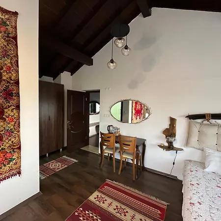 B&B Sirince Citak Konaklari - Oezel Girisli *