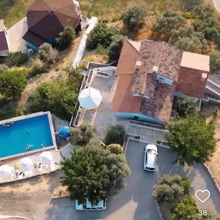 Sirince Citak Konaklari - Oezel Girisli * Selçuk